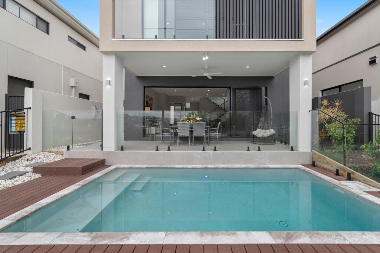 The Residences At The Peninsula Gold Coast Exterior photo