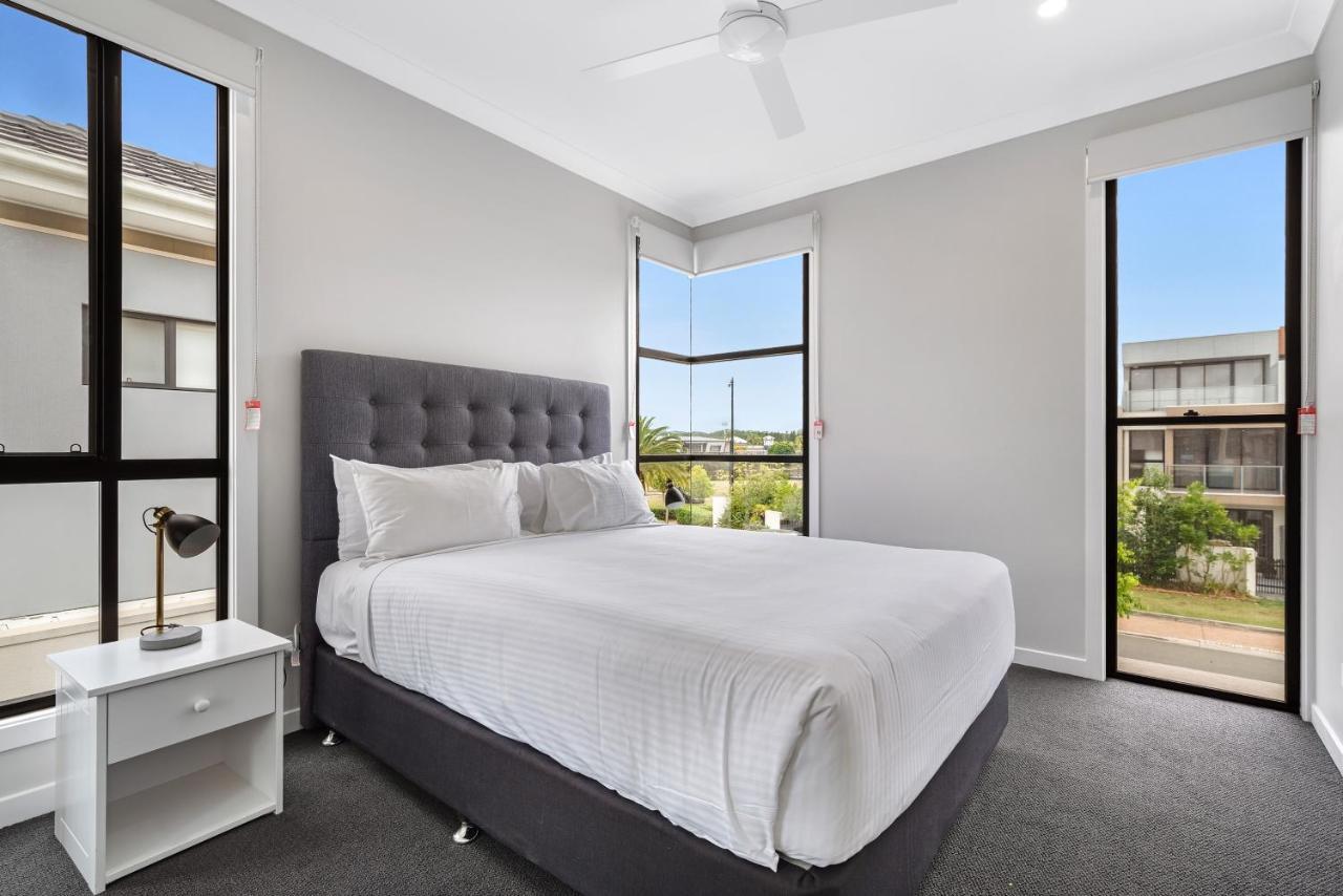The Residences At The Peninsula Gold Coast Exterior photo